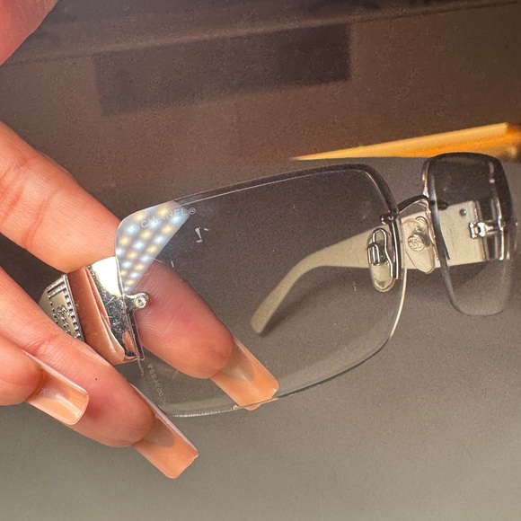 CHANEL RHINESTONE SUNGLASSES white 4095-B - Picture 4 of 8